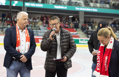ÖEHV-Präsident Klaus Hartmann und Bürgermeister Christian bei der Eröffnung der Eishockey WM der Damen in der Heidi Horten-Arena.