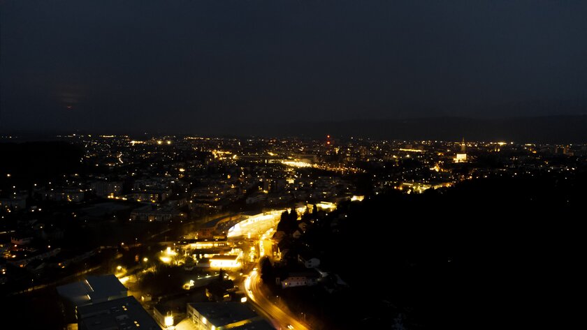 Energieeffizienz: Stadt reduziert  Beleuchtung öffentlicher Gebäude