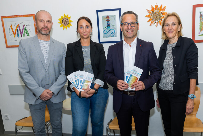v.l. Chefinspektor Markus Kreulitsch, Mag. Kerstin Fanzott, Gesundheitsreferent Stadtrat Mag. Franz Petritz und Dr. Birgit Trattler. Foto: StadtKommunikation/Kulmer