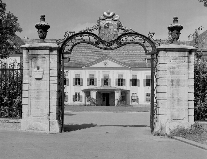 bischöfliche_residenz_in_klagenfurt_1972 