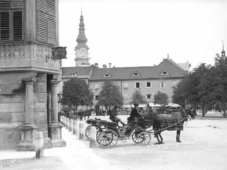 neuer_platz_um_1925_droschkenstandplatz