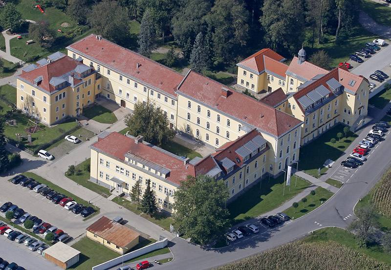 Die großzügige Anlage von Harbach aus der Luft gesehen©StadtPresse/Eggenberger