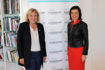 Bürgermeisterin Dr. Maria-Luise Mathiaschitz begrüßte Honorarkonsulin Mag. Paola Strozzi im Rathaus. Foto: StadtPresse/Spatzek