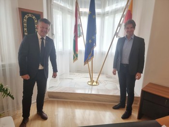 Bürgermeister Christian Scheider mit Landesrechnungshofdirektor  Hon.Prof.MMag. Günter Bauer beim Amtsantrittsbesuch im Rathaus. Foto: Bürgermeisterbüro / Mario Wilplinger