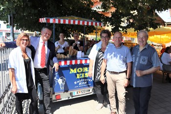 Von links: Romana Plasch, Bürgermeister Christian Scheider, Annamarie Simtschitsch, Joachim Katzenberger und Thomas Truppe