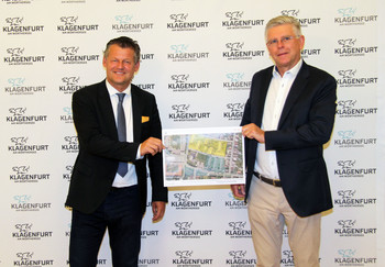 Bgm. Christian Scheider und Vizebürgermeister Prof. Mag. Alois Dolinar freuen sich über eine Sanierungsoffensive bei Gemeindewohnungen und neuen Wohnraum in Klagenfurt.
