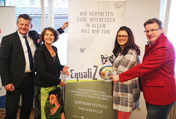 Bgm Christian Scheider mit Equaliz-Geschäftsführerin Mag. Christine Erlach, LR Mag. Sara Schaar und Peter Wedenig präsentierten „EqualiZ“