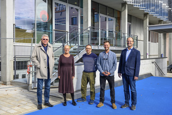 Vzbgm Prof. Mag. Alois Dolinar, Mag. Bernadette Jobst, Mag. Dr. Michael Archer, Mag. Christian Goritschnig und MSC Lukas Weiß trafen sich zum Audit bei HTL Lastenstraße