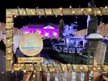 Christkindlmarkt nachts