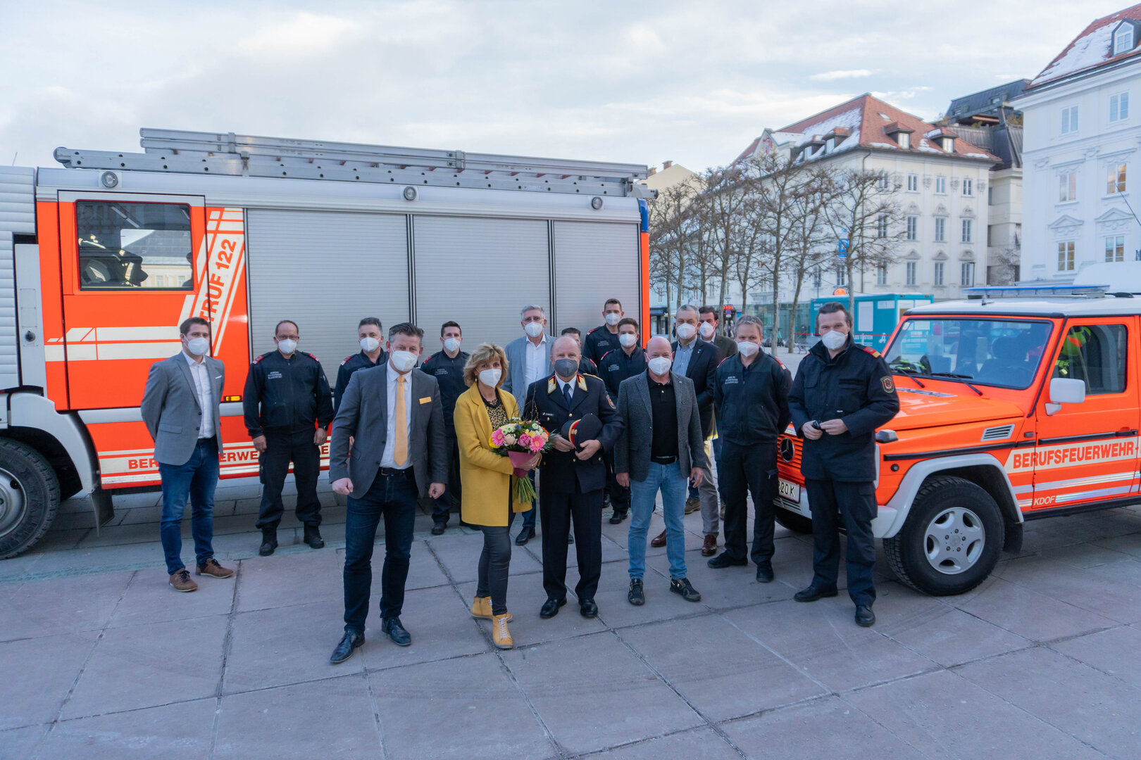 Nach über 44 Jahren bei der Feuerwehr ging Berufsfeuerwehrchef Ing. Gottfried Strieder in den Ruhestand.  Foto: StadtKommunikation/Wiedergut