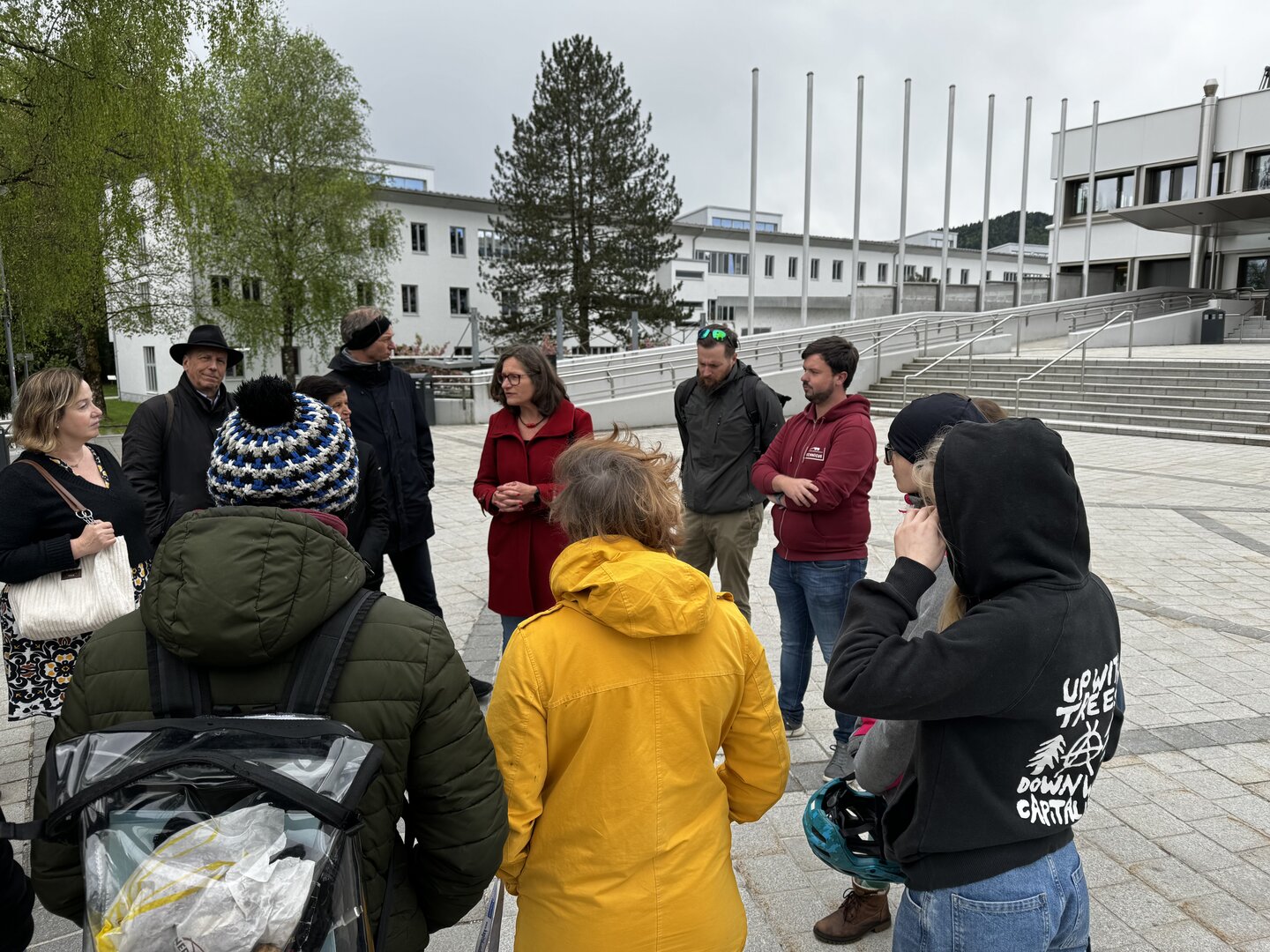 Stadträtin DI Constance Mochar unterhielt sich mit Studierenden über die aktuelle Wohnsituation. Foto: Büro Mochar