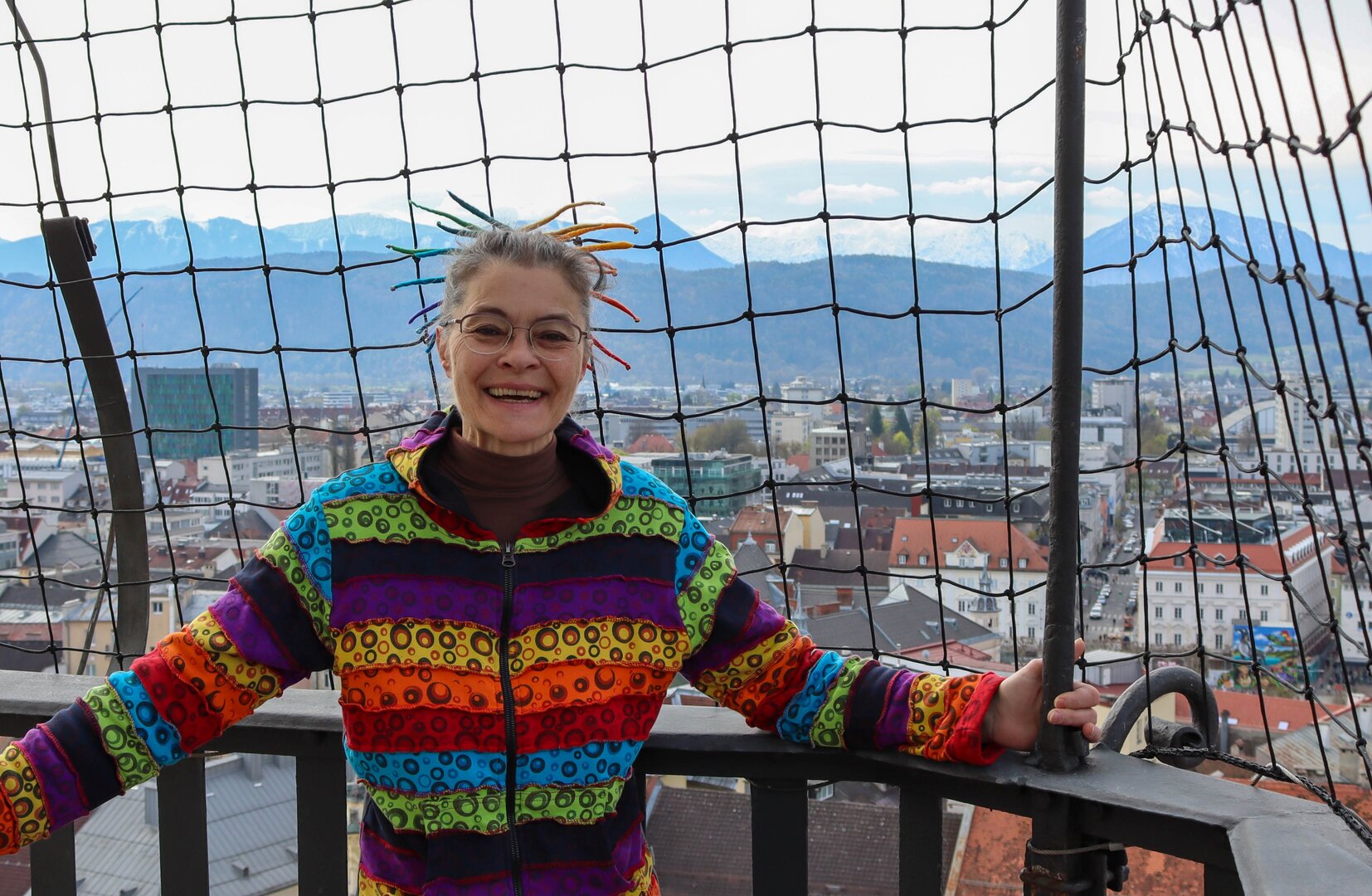 Ulrike Mießl ist die neue Türmerin am Stadtpfarrturm Klagenfurt. Foto: StadtKommunikation/Zechner