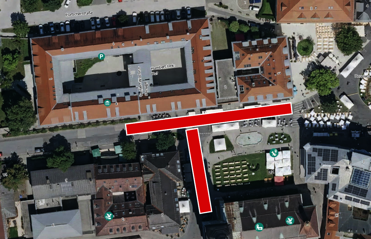 Die Arbeiten zur Sanierung des Wasserrohrnetzes im Bereich Theatergasse und Pfarrplatz laufen bis etwa Mitte Juli.