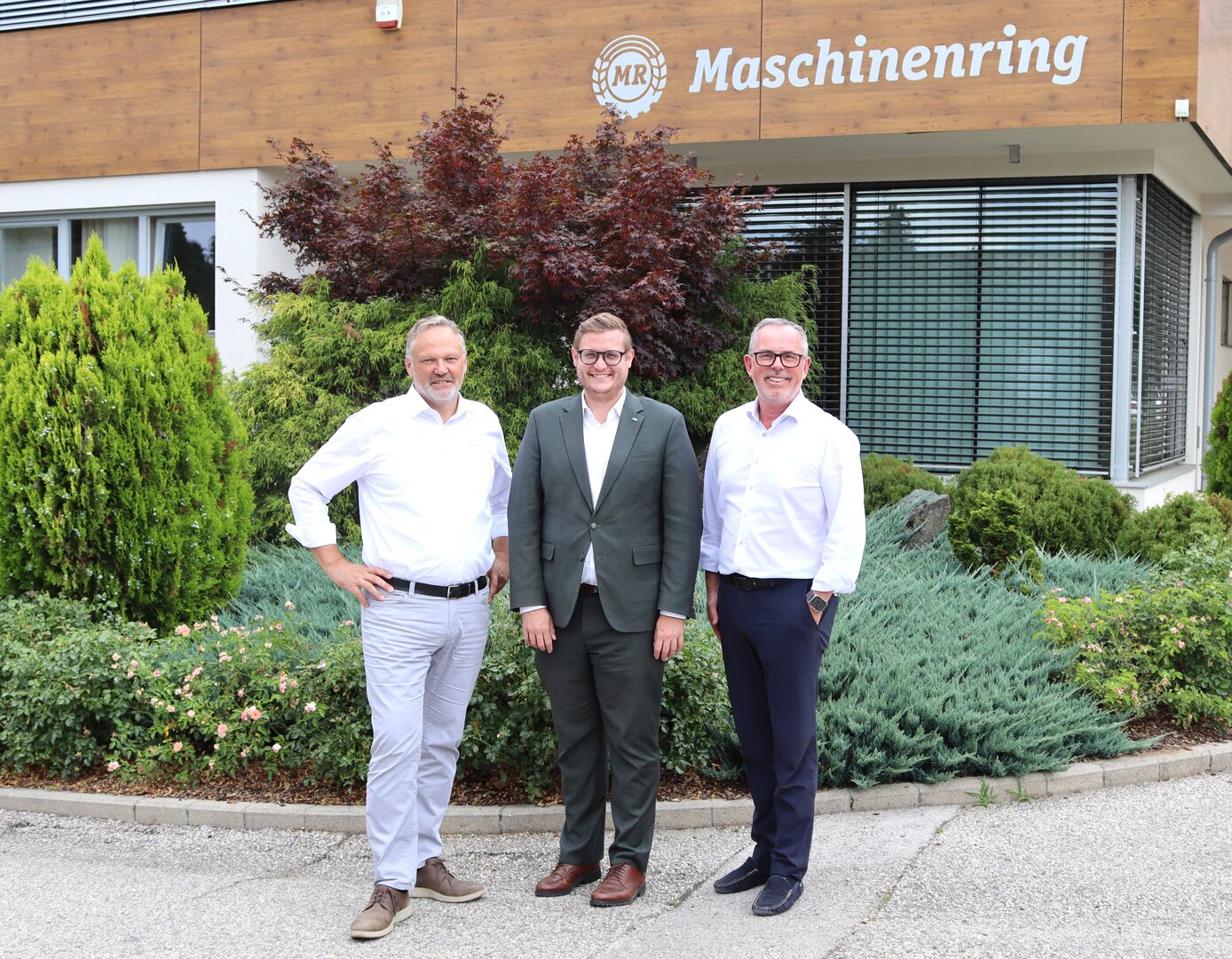 Wirtschaftsreferent Stadtrat Julian Geier zu Besuch bei den Landesgeschäftsführern Ing. Johannes Graf, MBA und Mario Duschek in der Zentrale der Maschinenring-Service Kärnten eGen. Foto: StadtKommunikation/Buchner